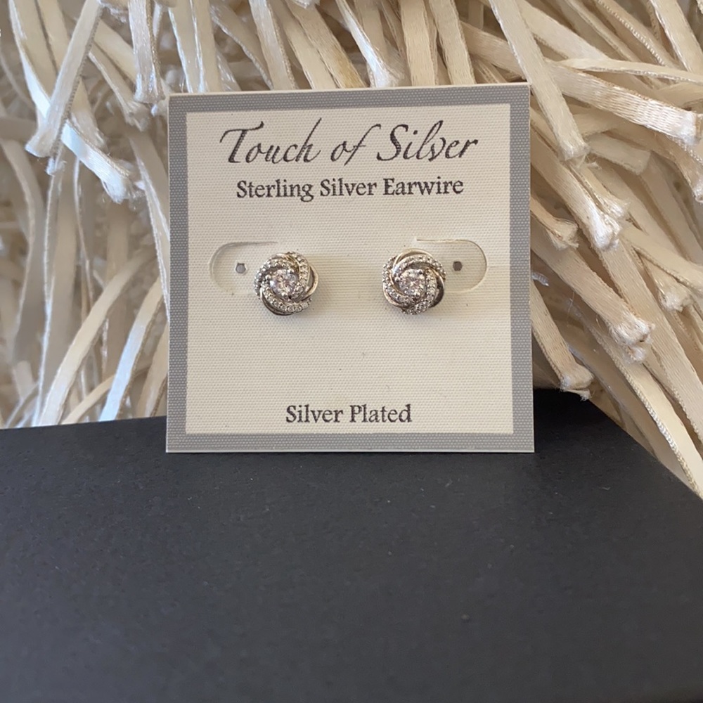 🪞 NEW twist knot round cut center stone sterling silver earrings set